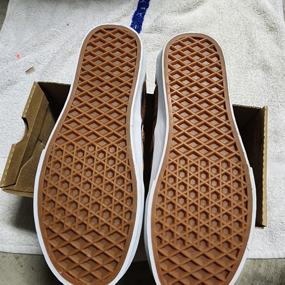VANS ERA Men's 4.5 / Women's 6 Skate Shoes Tiger/True White - Picture 7 of 7